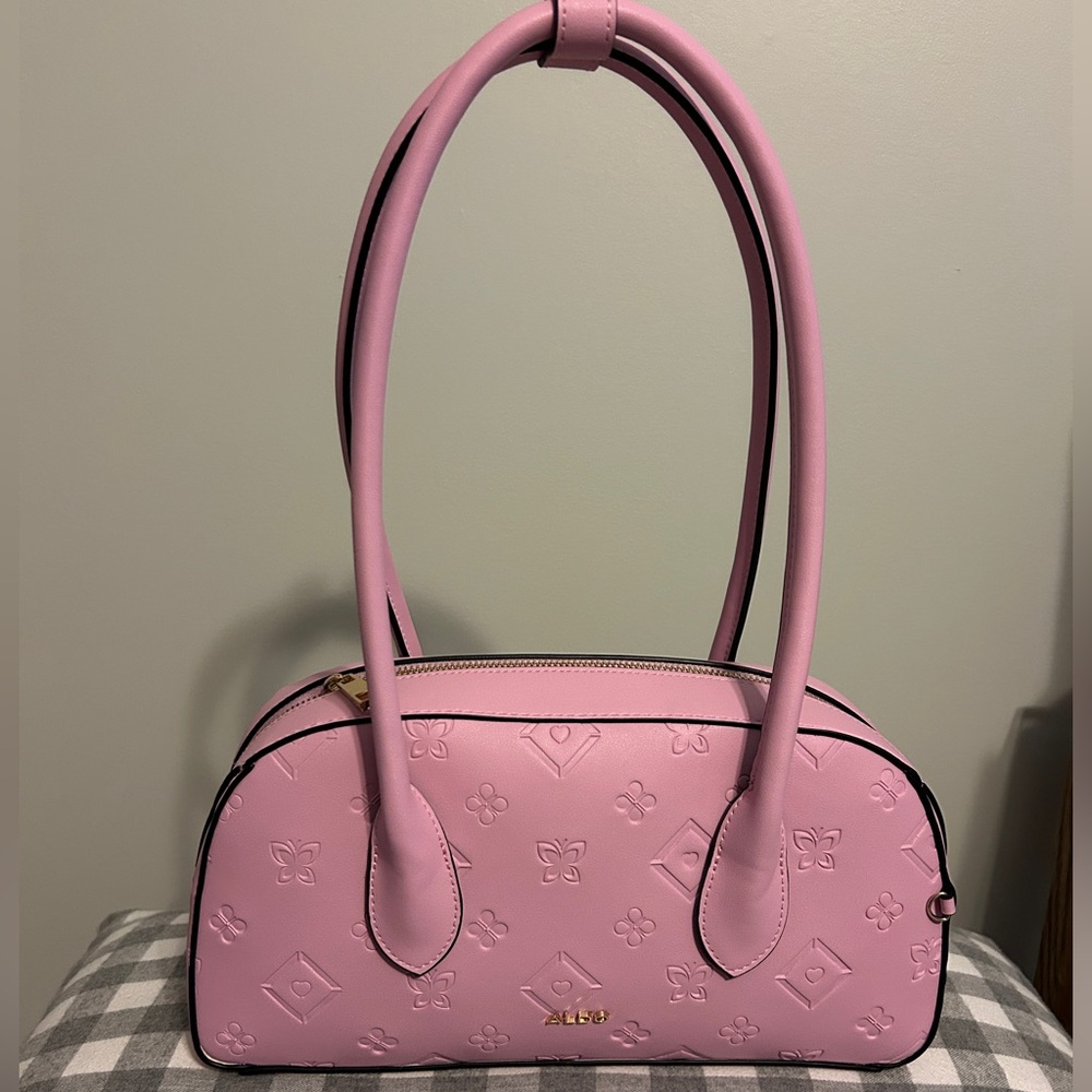 Aldo Lavendar embossed NWOT purse